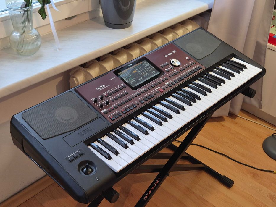 Intrument Klawiszowy Korg Pa700