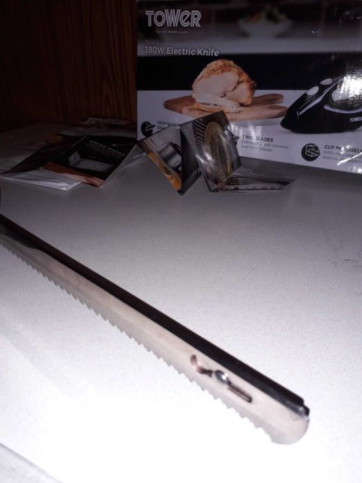 Nóż kuchenny elektryczny 240V ''TOWER'' - NOWY./teraz taniej