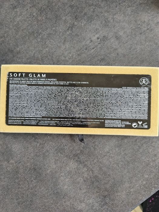 Paletka cieni Soft Glam