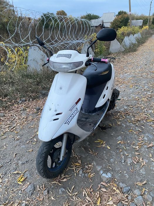 Продам скутер Honda Dio 27