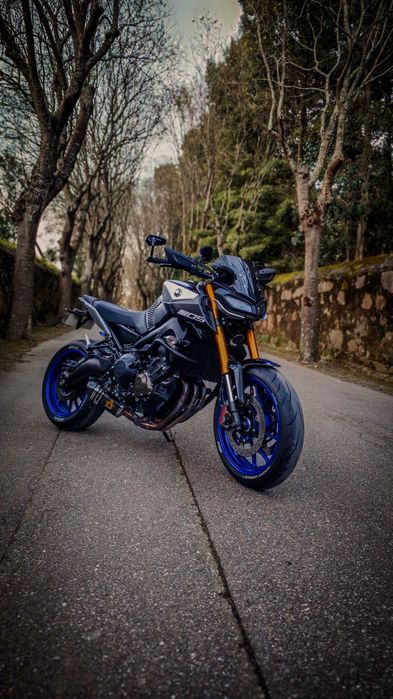 Yamaha MT 09 SP 2018 (Brembo / QuickShift) em excelente estado.