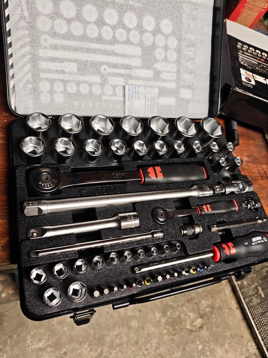 Komplet kluczy metrycznych wurth 56 elementów grzechotki 1/2 i 1/4