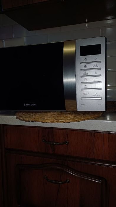 СВЧ Samsung GE86VR 23 л 800 Вт, микроволновка керамическая, гриль