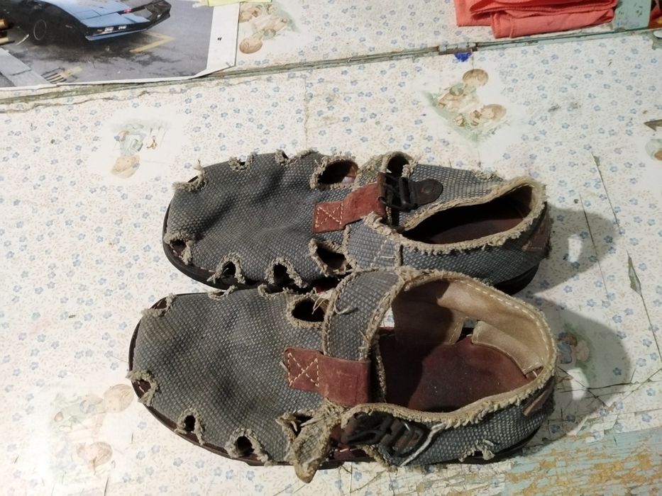 Vendo sapatos novos para homem bom estado