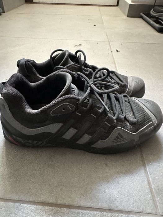 Sprzedam buty męskie Adidas Terrex swift solo