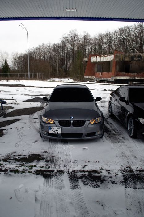 Продам BMW E92 купе(2.5)