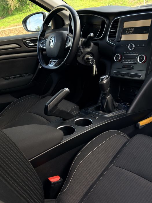 Renault Megane  2018 muito estimada