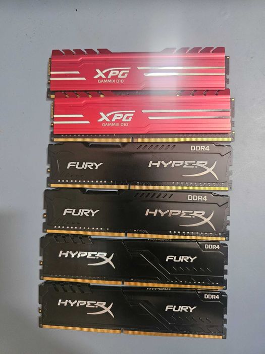 Оперативна пам'ять DDR4 8 GB 2666 \ 3200 Mhz HyperX Exceleram