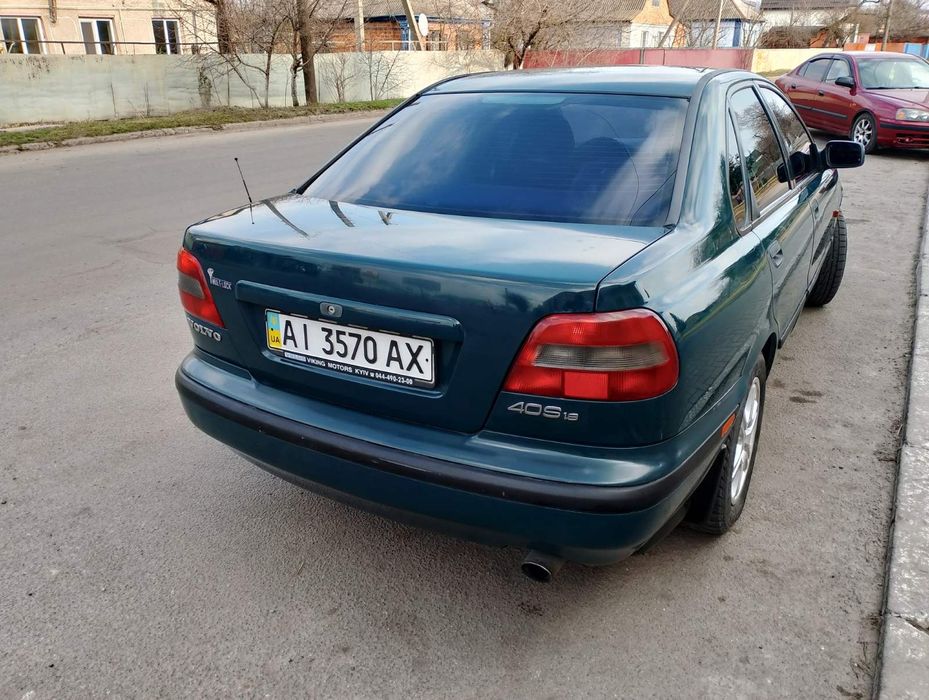 Продам volvo s40