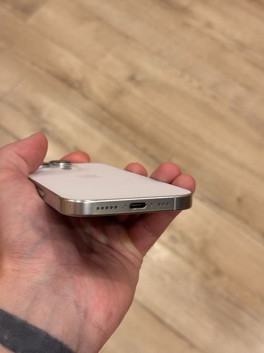 Продам iphone 16 pro 256 gb