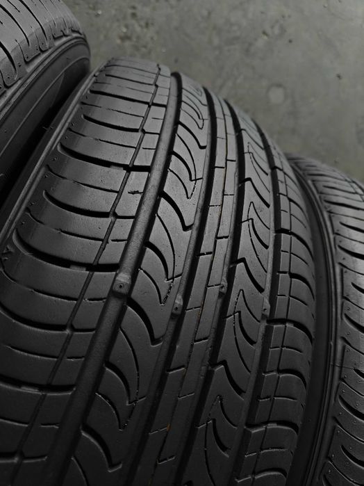 R16 205 60 шини літні Roadstone Classe Premiere CP672 чудовий стан