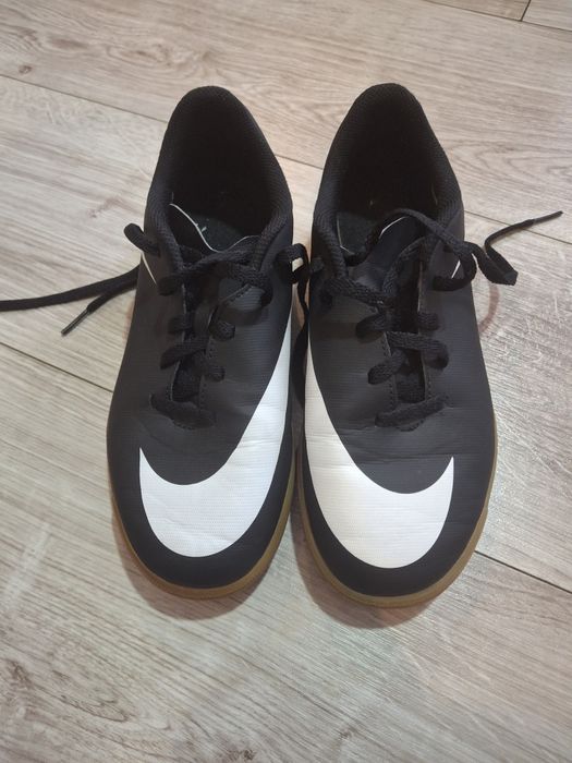 Adidasy dla chłopca,ubrania