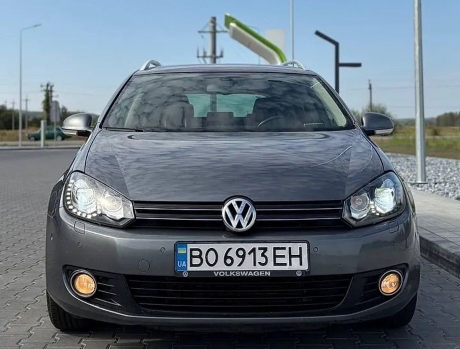 Volkswagen Golf VI 2012 в рідній фарбі