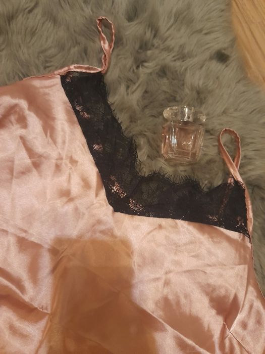 Sexi satynowa koszula piżamowa rozm L