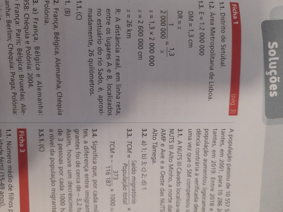 Caderno de Exercícios de Geografia Marca Areal 10°Ano