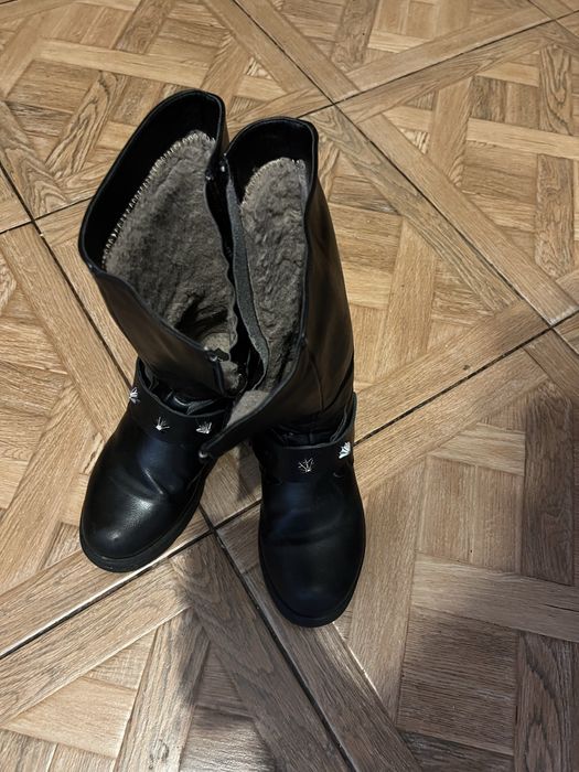 Чоботи для дівчат