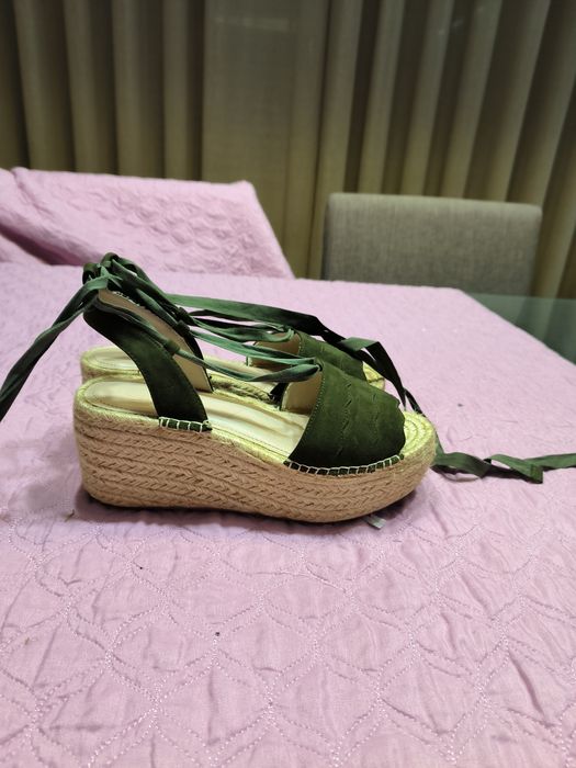 Sandálias verdes