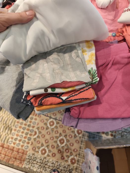 Lote de roupa para menina 3-5 anos