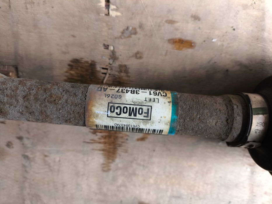 Полуось передняя левая привод от Ford Escape 2.5 2015