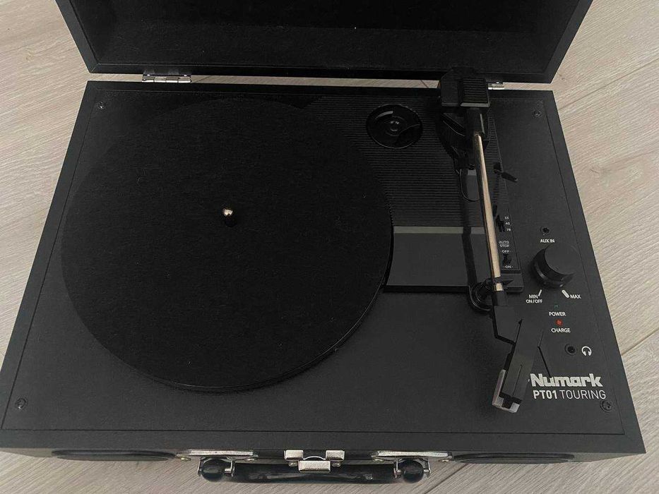 Продам вініловий програвач Numark PT01 touring
