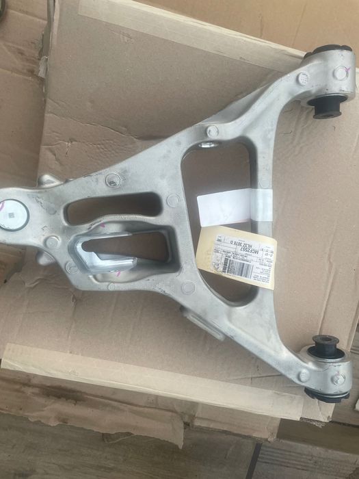 Ford F150 Raptor Dolny wahacz 17-20r