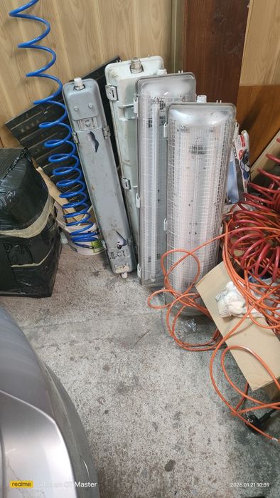 Lampy przemysłowe naścienne 69 cm