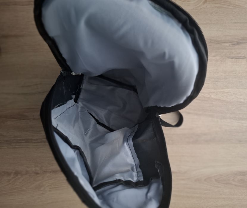 Reverse plecak sportowy turystyczny na rower czarny jednokomorowy