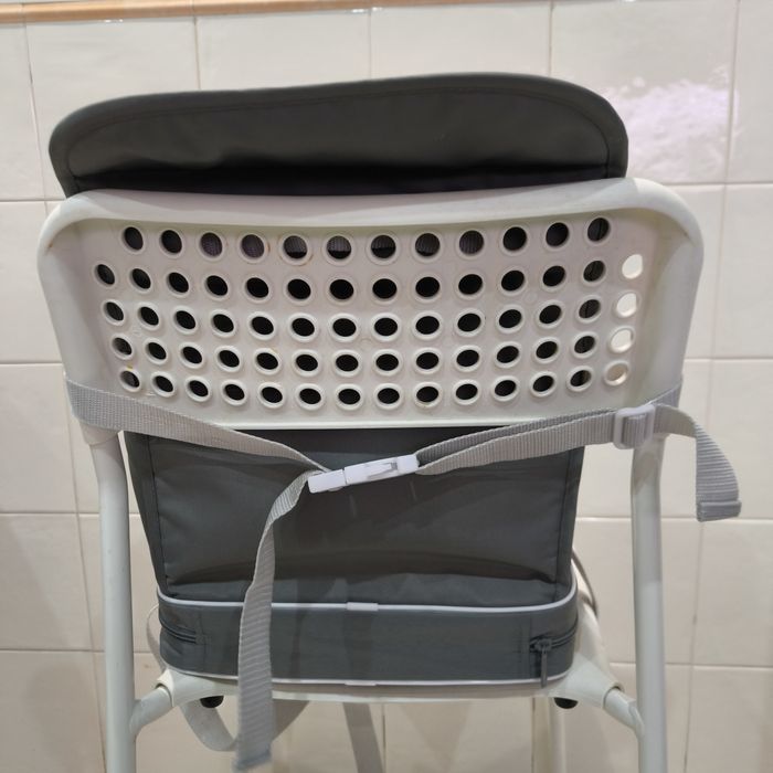 Assento elevatório portátil bebé com cintos