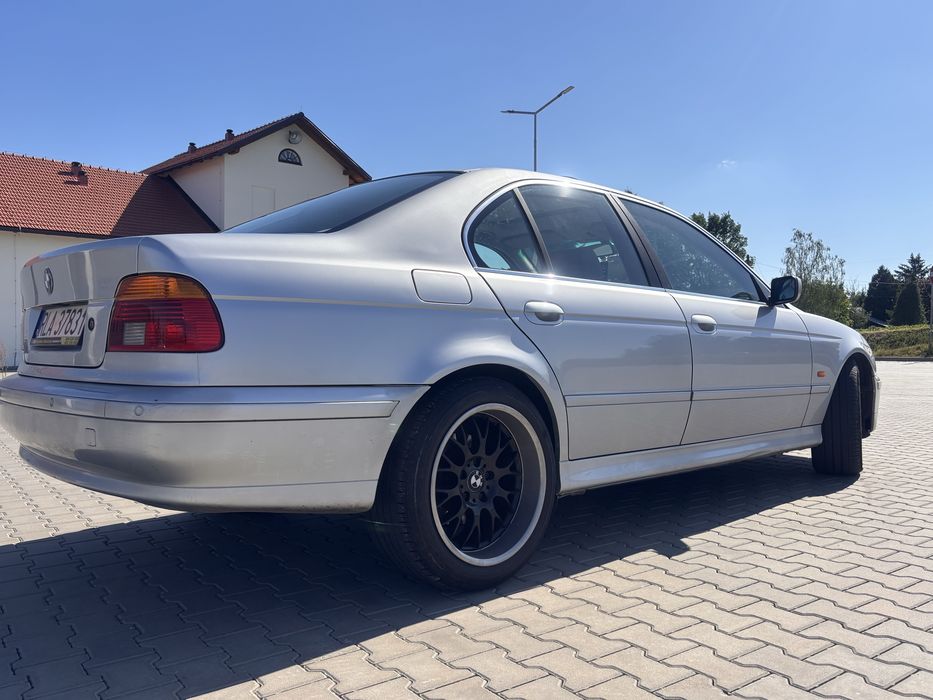 BMW E39 2003 Lift