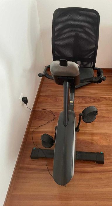 Bicicleta ligada ao telemóvel: óptima para exercício  privado, sem ir ao ginásio, e reabilitar sem dores nas costas