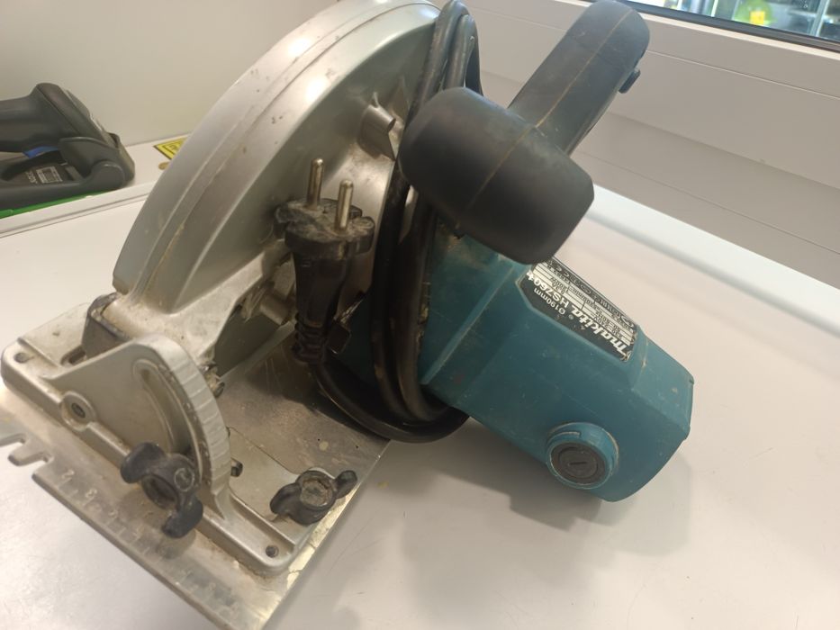 Pilarka Makita 190mm 1200w hs7601 Komis Madej Sc