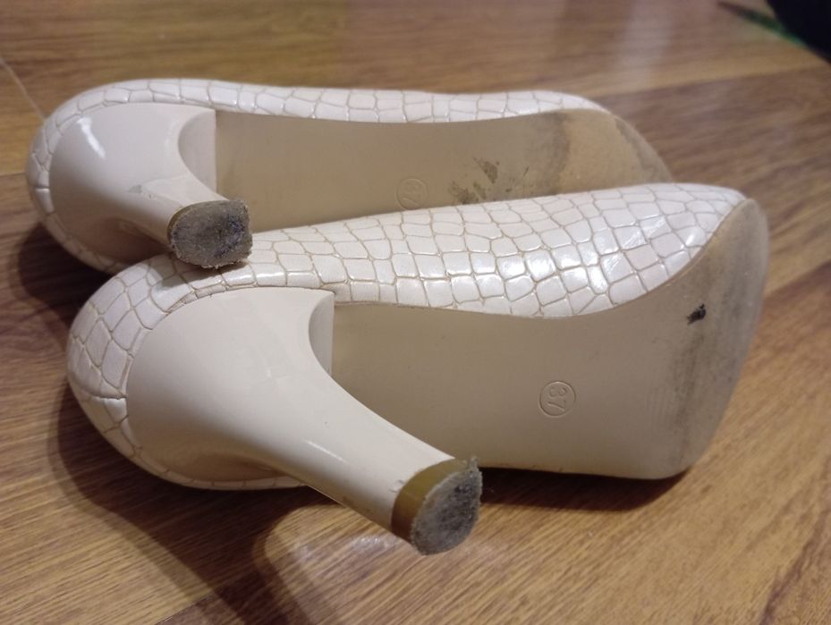 Modne szpilki Goodin  r. 37 obcas 7,5 cm