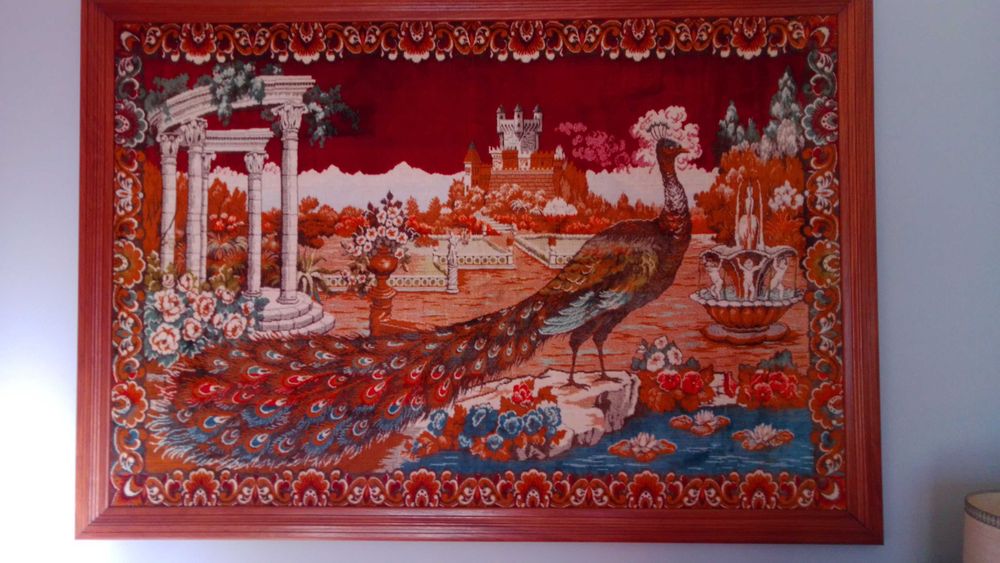 Tapete antigo com moldura