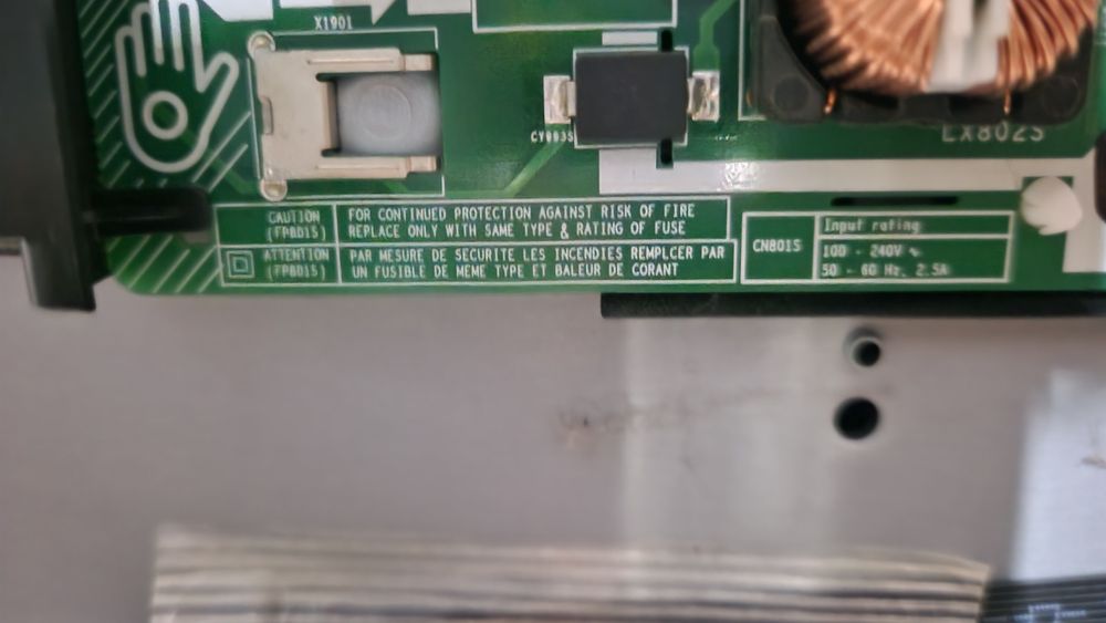 Samsung UE55NU7092UXXH. Części.