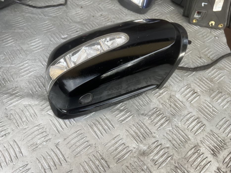 Зеркало правое mercedes w164 ml год 08 мерседес 164 кузов