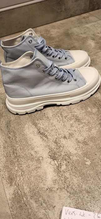 Nowe błękitne trampki damskie