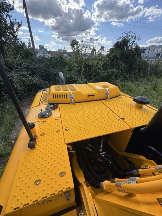 Гусеничний екскаватор JCB JS220NLC — новий, 2021 рік