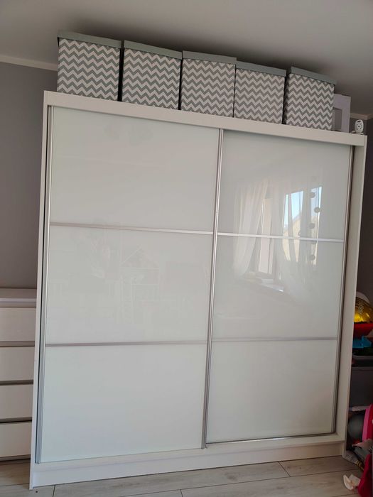 Szafa + komoda biała
