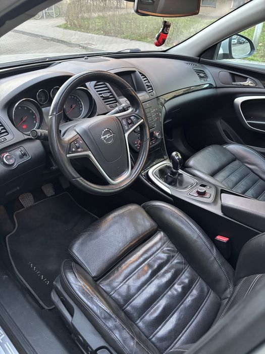 Opel Insignia 2009 2.8T V6 260km
