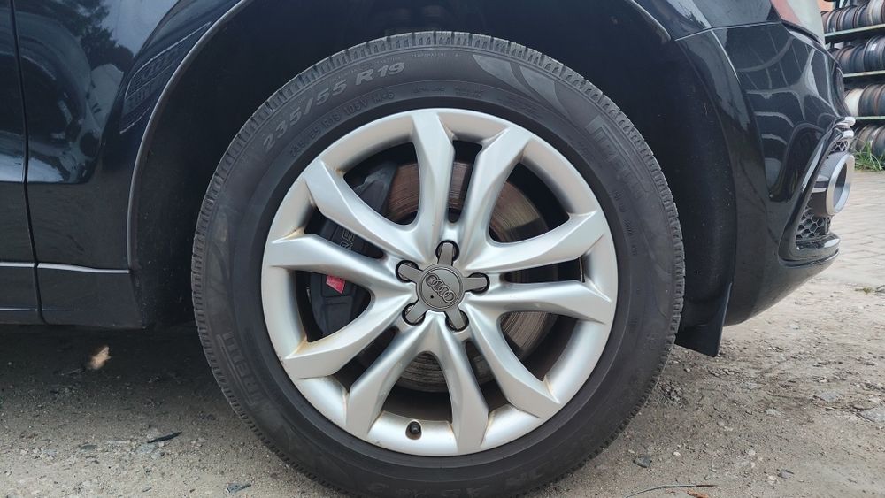 Koła felgi 5x112 audi Q5 7.0J 19 ET37 8R0 oryginalne pirelli 235/55R19