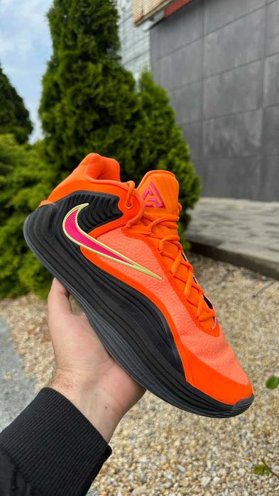 #0281  Nike Freak 7 [US 10.5 | 28.5 cm]