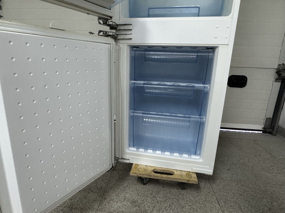 Frigorífico de encastre