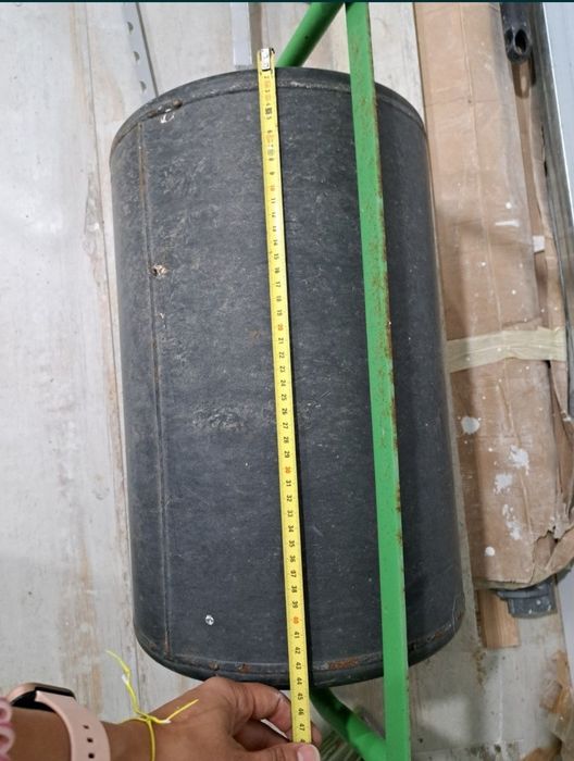 Rolo/ cilindro compactador relva