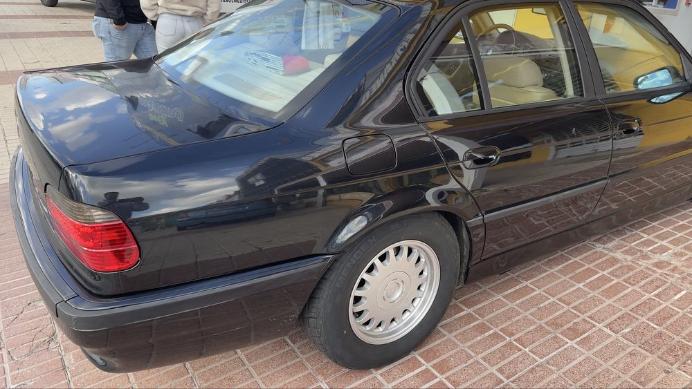 Bmw 728iA e38 posso aceitar retoma de meu agrado