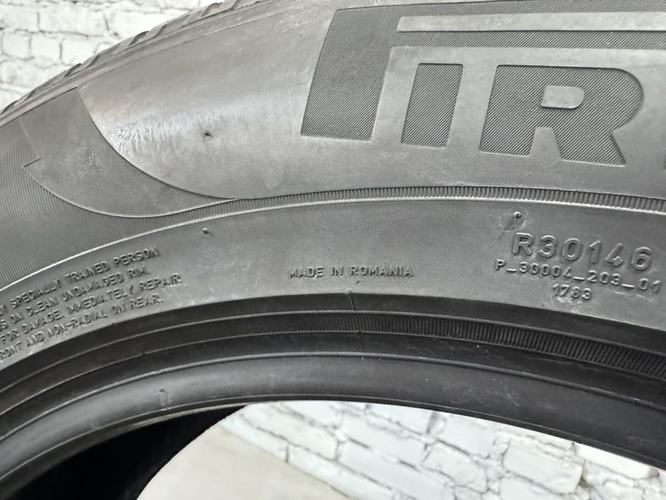 Зимові шини Pirelli 215/65 R17