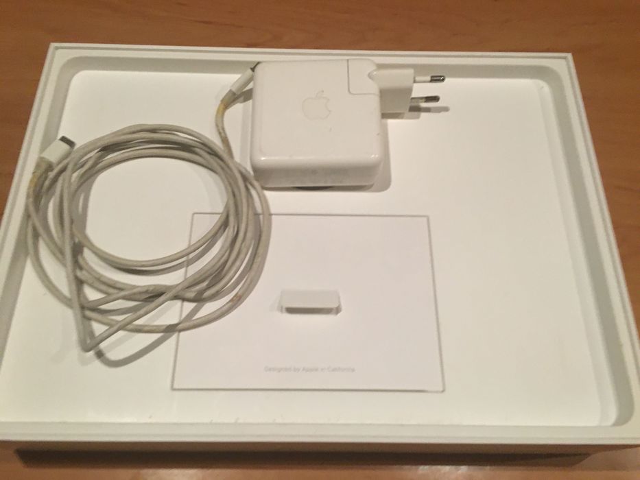 MacBook Pro 2017 13" 8GB 256 SSD