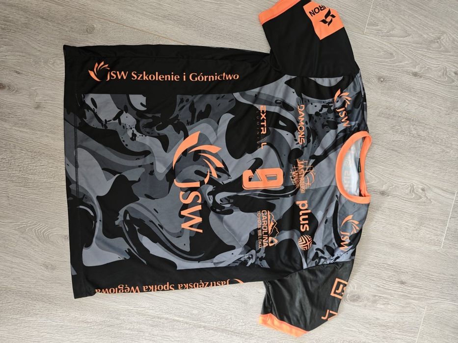 Replika koszulki meczowej plus ligowej Patry 9 z sezonu 2023/2024