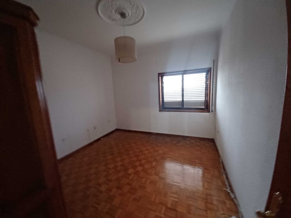 Aluga apartamento T3 perto do centro de Paredes