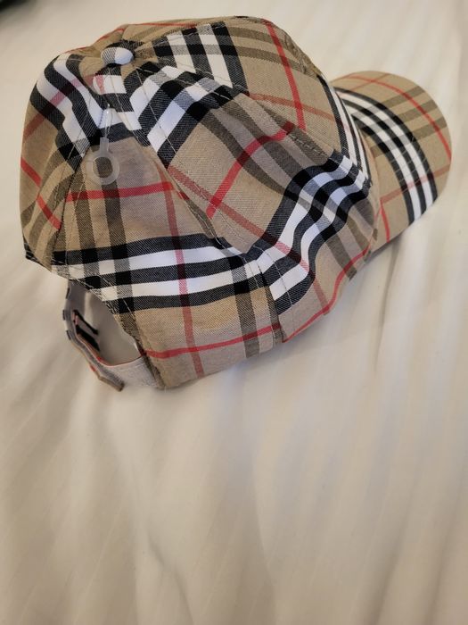 Czapka burberry  do negocjacji