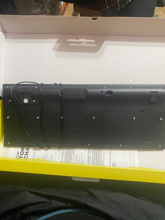 Продам клавіатуру